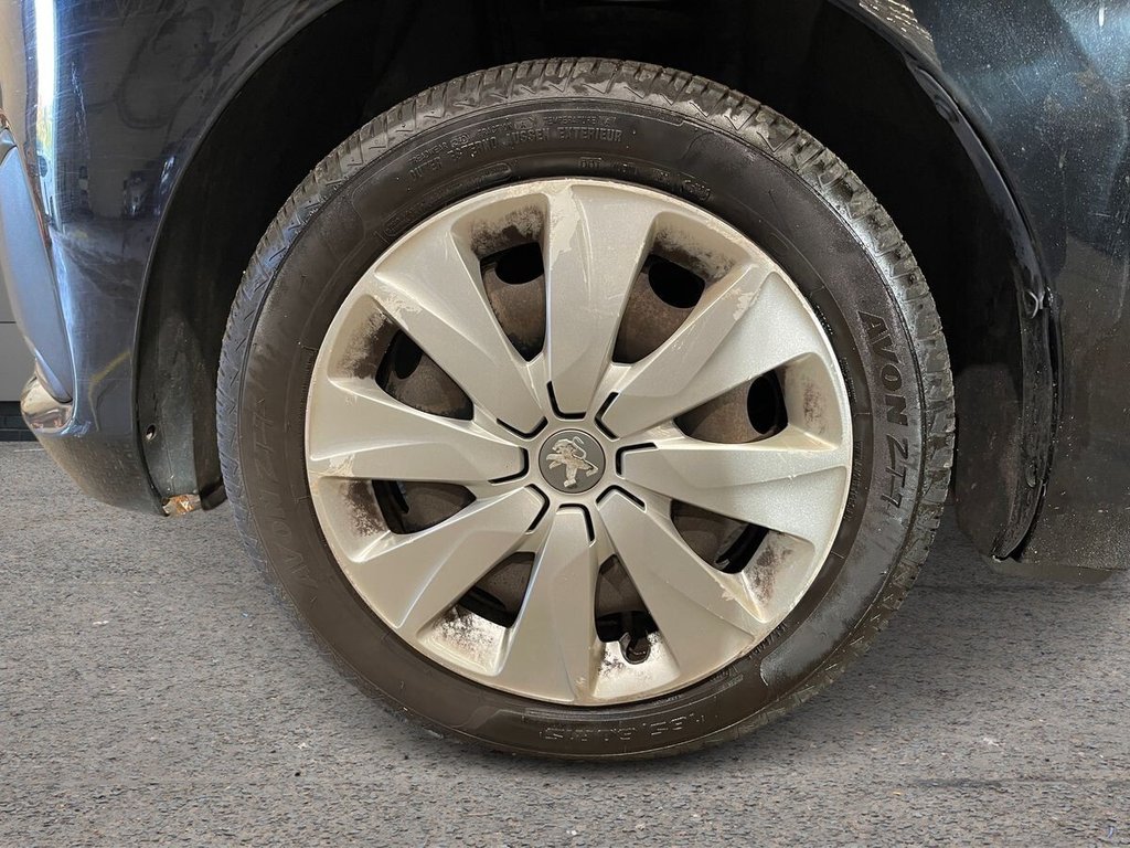 Used Peugeot 108 2015 for sale - 76570389: Photo 12