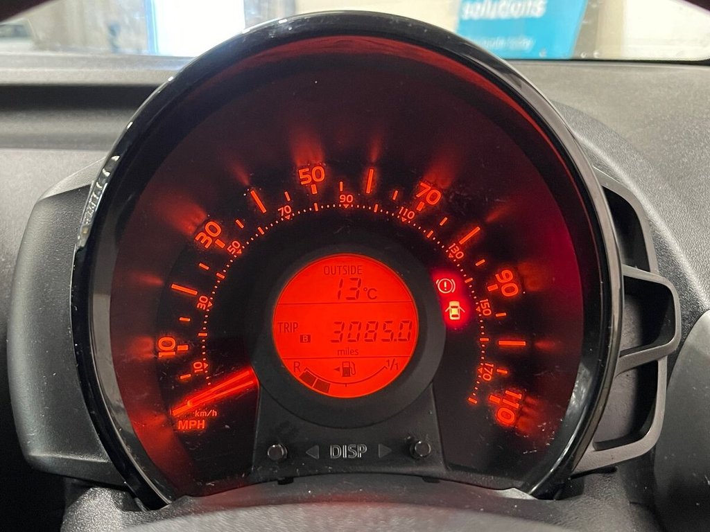 Used Peugeot 108 2015 for sale - 76570389: Photo 17