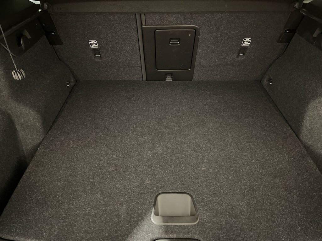 Used Volvo XC40 2019 for sale - 77660165: Photo 27