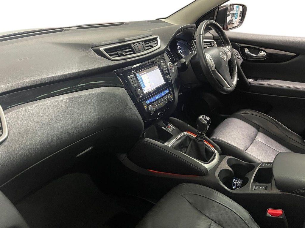 Used Nissan Qashqai 2014 for sale - 77533970: Photo 15