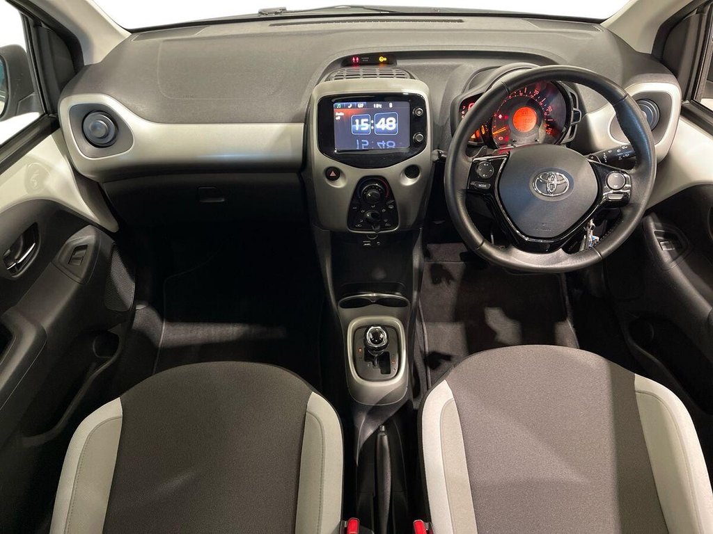 Used Toyota AYGO 2017 for sale - 78158536: Photo 10