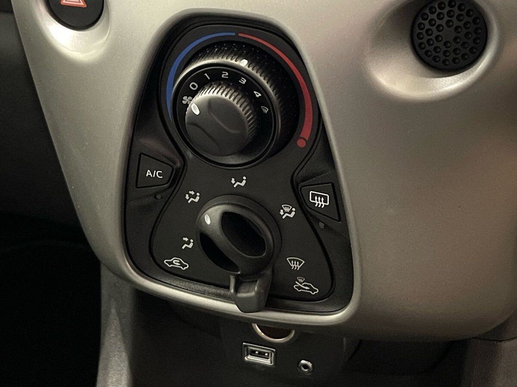 Used Toyota AYGO 2017 for sale - 78158536: Photo 15