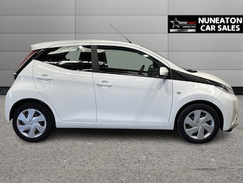 Used Toyota AYGO 2017 for sale - 78158536: Photo