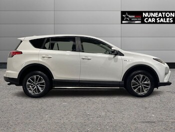 Used Toyota RAV4 2018 for sale - 77734018: Photo