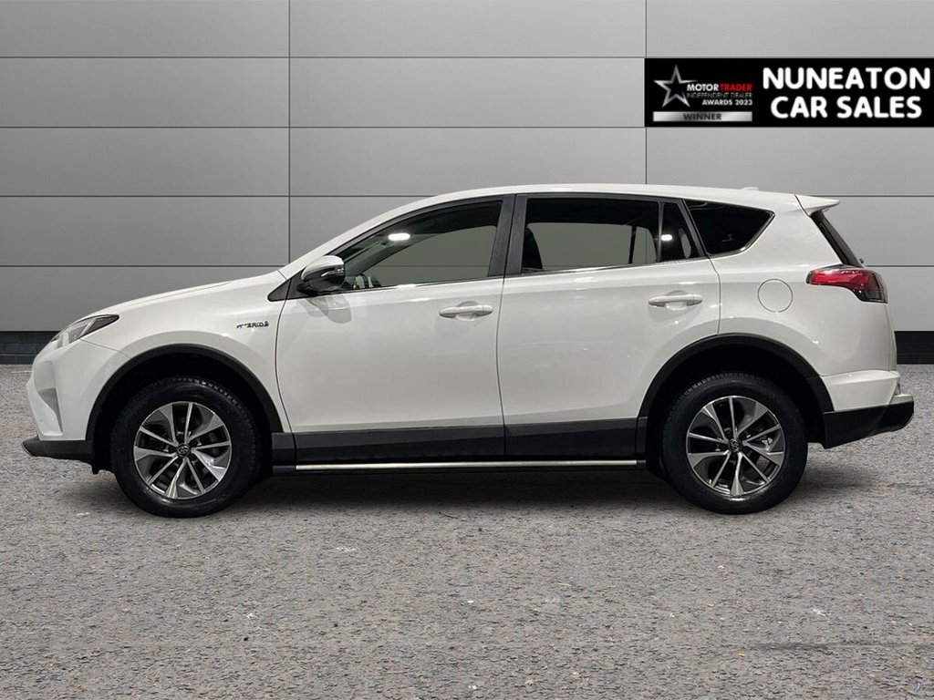 Used Toyota RAV4 2018 for sale - 77734018: Photo 6