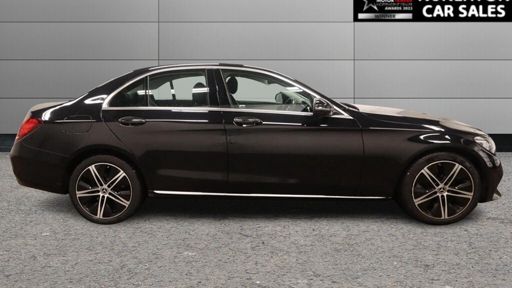 Used Mercedes-Benz C Class 2020 for sale - 77594578: Photo 2