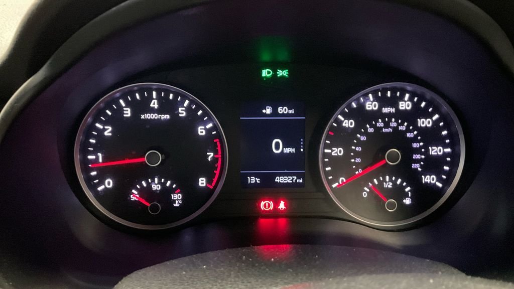 Used Kia Stonic 2019 for sale - 76632160: Photo 10