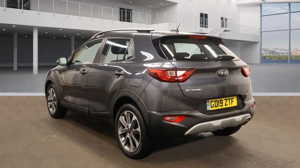 Used Kia Stonic 2019 for sale - 76632160: Photo 3