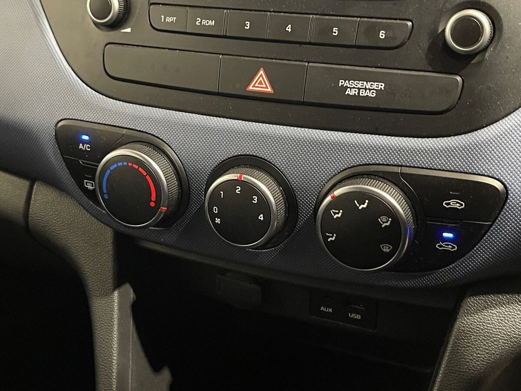 Used Hyundai i10 2015 for sale - 76797874: Photo 15