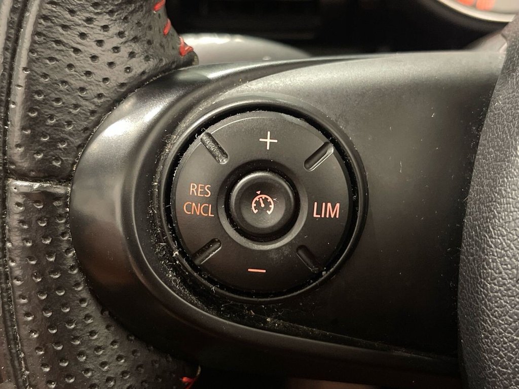 Used MINI Convertible 2017 for sale - 76888524: Photo 21