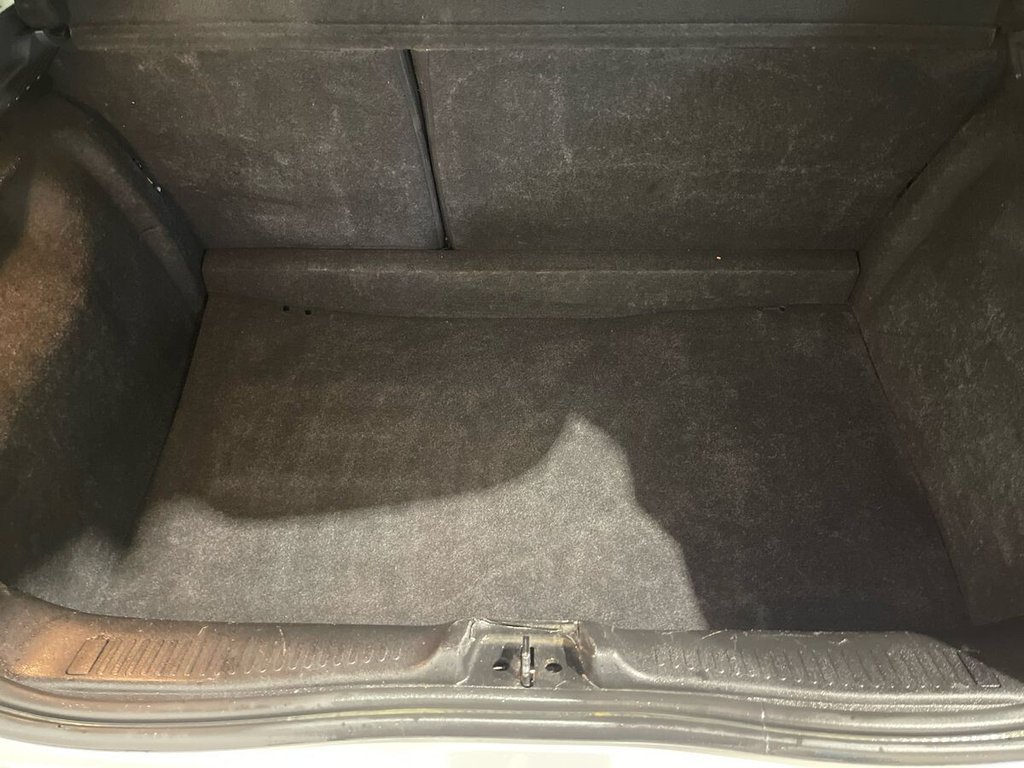 Used Renault Clio 2009 for sale - 77905381: Photo 25