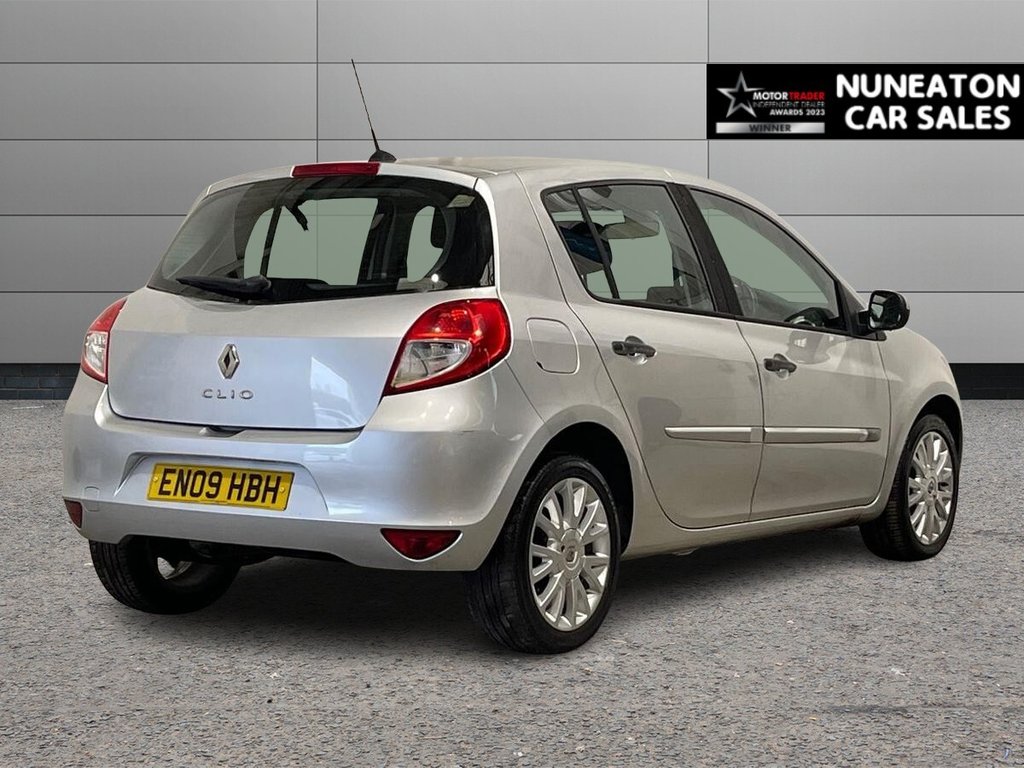 Used Renault Clio 2009 for sale - 77905381: Photo 3
