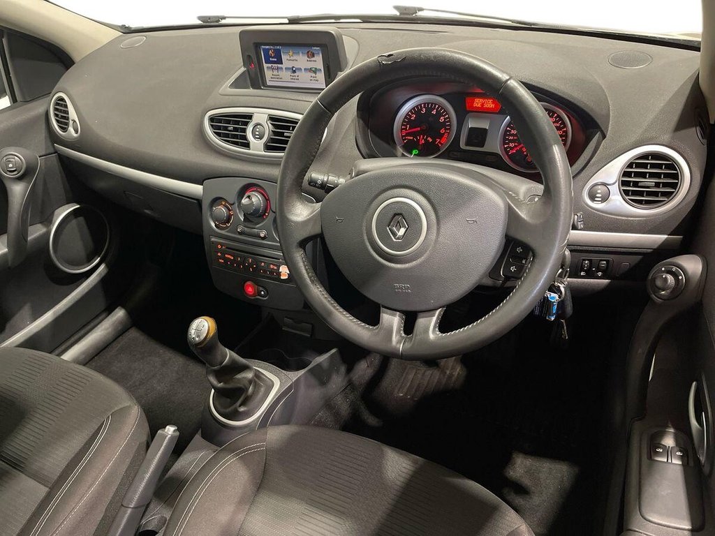 Used Renault Clio 2009 for sale - 77905381: Photo 9