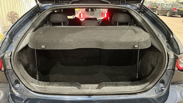 Used Mazda Mazda3 2020 for sale - 76280188: Photo 7