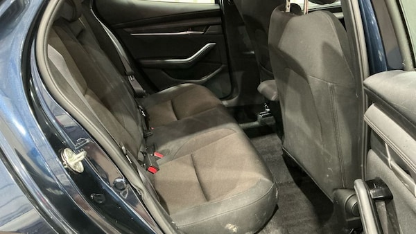 Used Mazda Mazda3 2020 for sale - 76280188: Photo 8