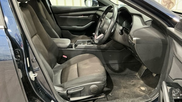 Used Mazda Mazda3 2020 for sale - 76280188: Photo 9