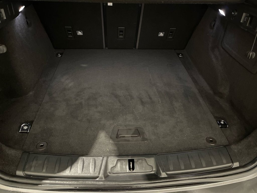 Used Jaguar F-Pace 2017 for sale - 77463393: Photo 29