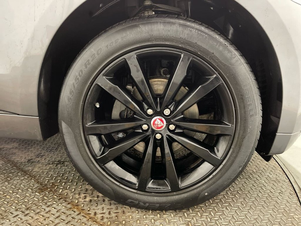 Used Jaguar F-Pace 2017 for sale - 77463393: Photo 32