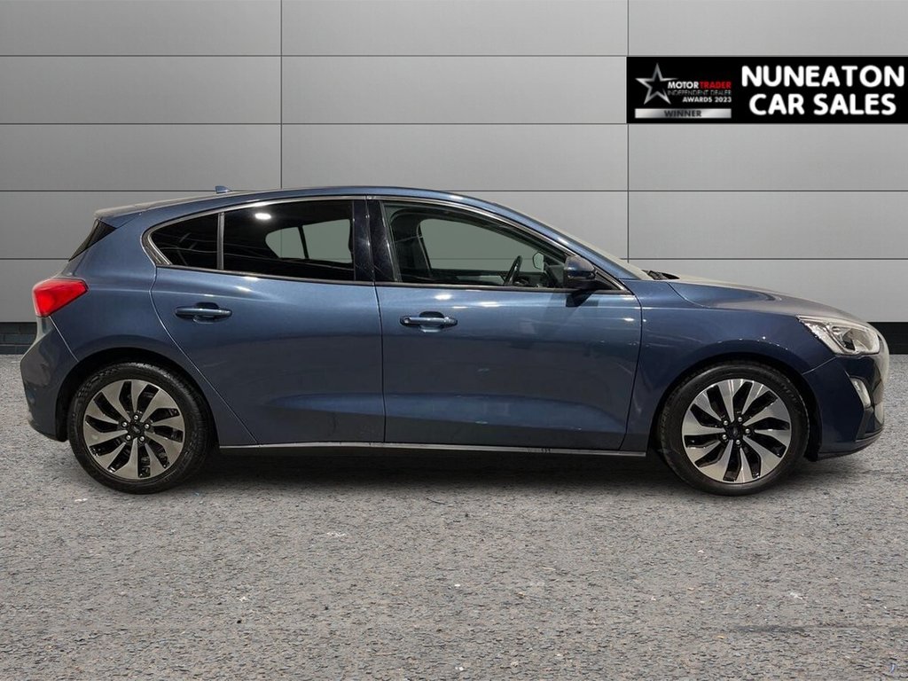 Used Ford Focus 2019 for sale - 76582422: Photo 2