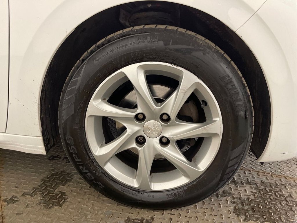 Used Peugeot 208 2015 for sale - 78016745: Photo 33