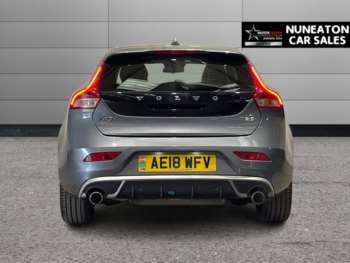 Used Volvo V40 2018 for sale - 73978047: Photo