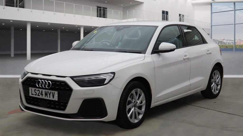 Used Audi A1 2024 for sale - 76848141: Photo 2