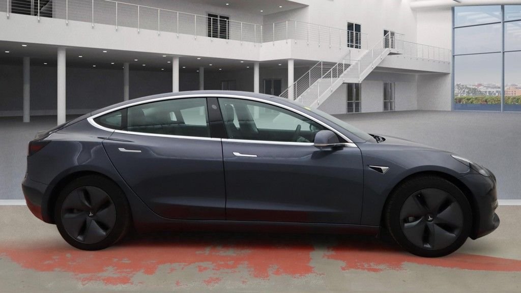 Used Tesla Model 3 2020 for sale - 77111073: Photo 5