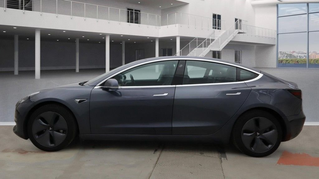 Used Tesla Model 3 2020 for sale - 77111073: Photo 6