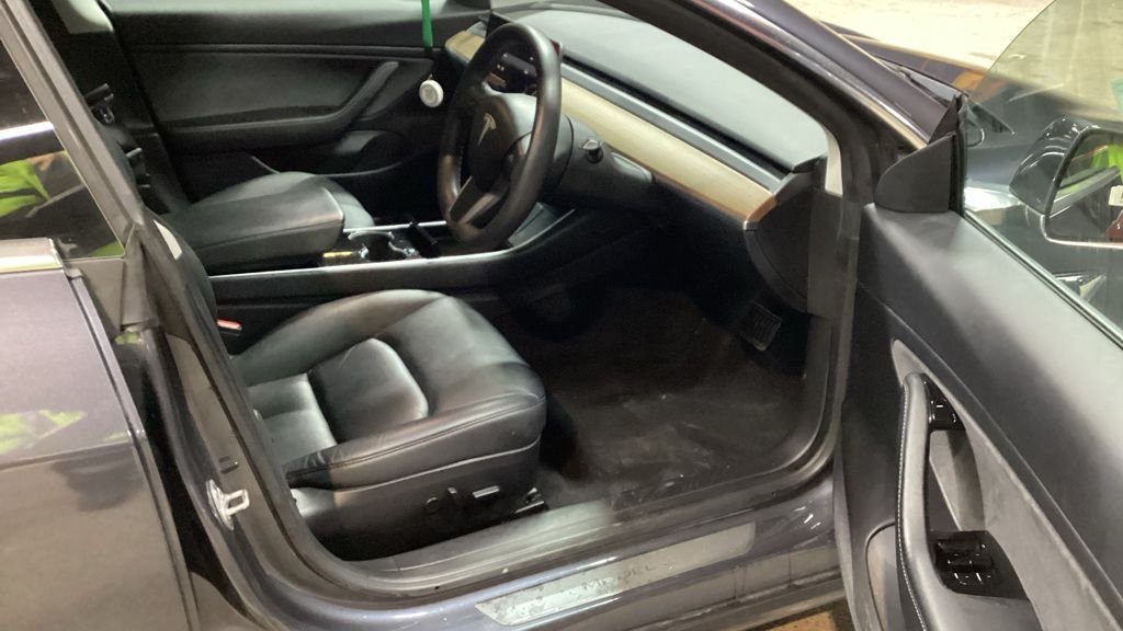 Used Tesla Model 3 2020 for sale - 77111073: Photo 9