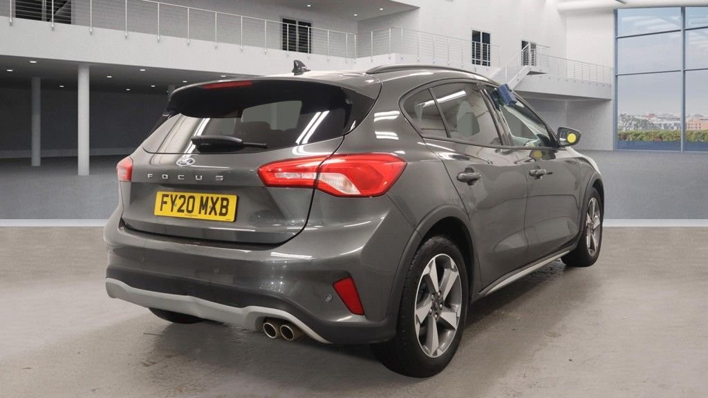 Used Ford Focus 2020 for sale - 76570324: Photo 4