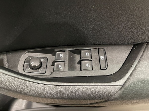 Used Skoda Karoq 2019 for sale - 76111861: Photo 18