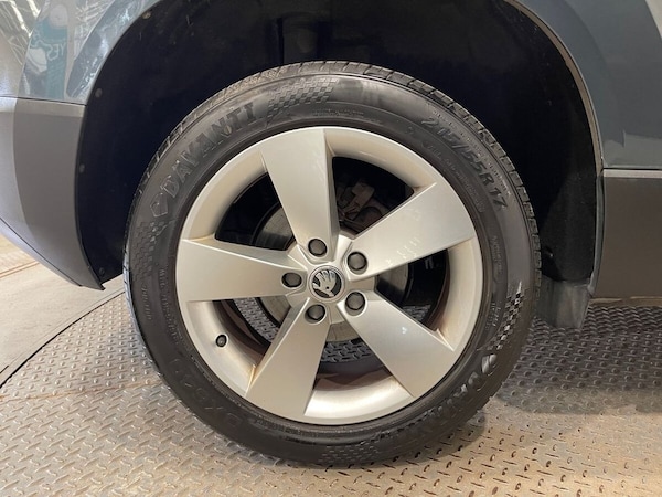 Used Skoda Karoq 2019 for sale - 76111861: Photo 31