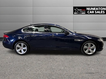 Used Jaguar XF 2018 for sale - 75843157: Photo