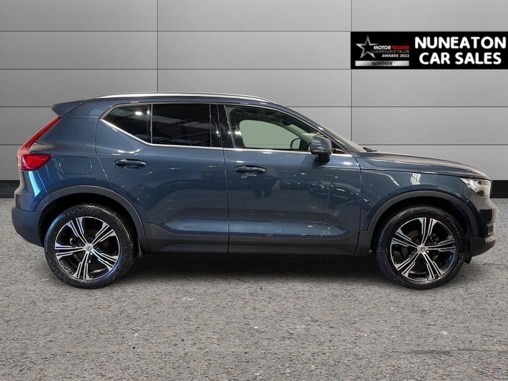 Used Volvo XC40 2019 for sale - 77263004: Photo 2