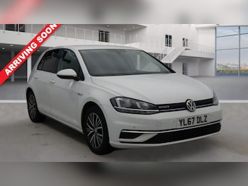 Volkswagen - Golf