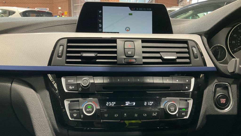 Used BMW 3 Series 2018 for sale - 76496316: Photo 11