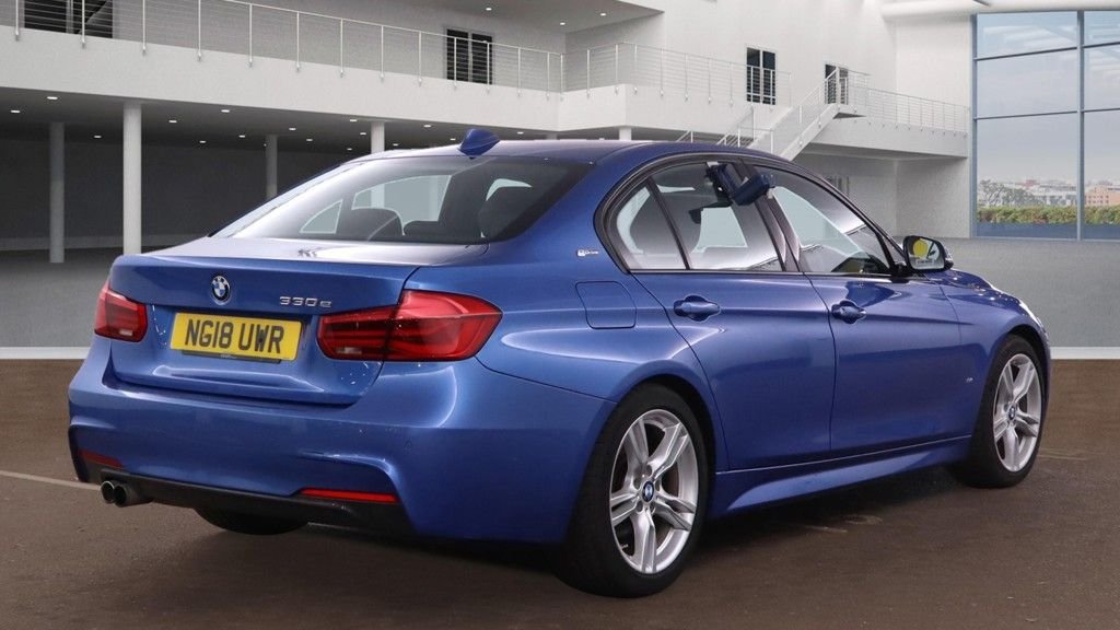 Used BMW 3 Series 2018 for sale - 76496316: Photo 4