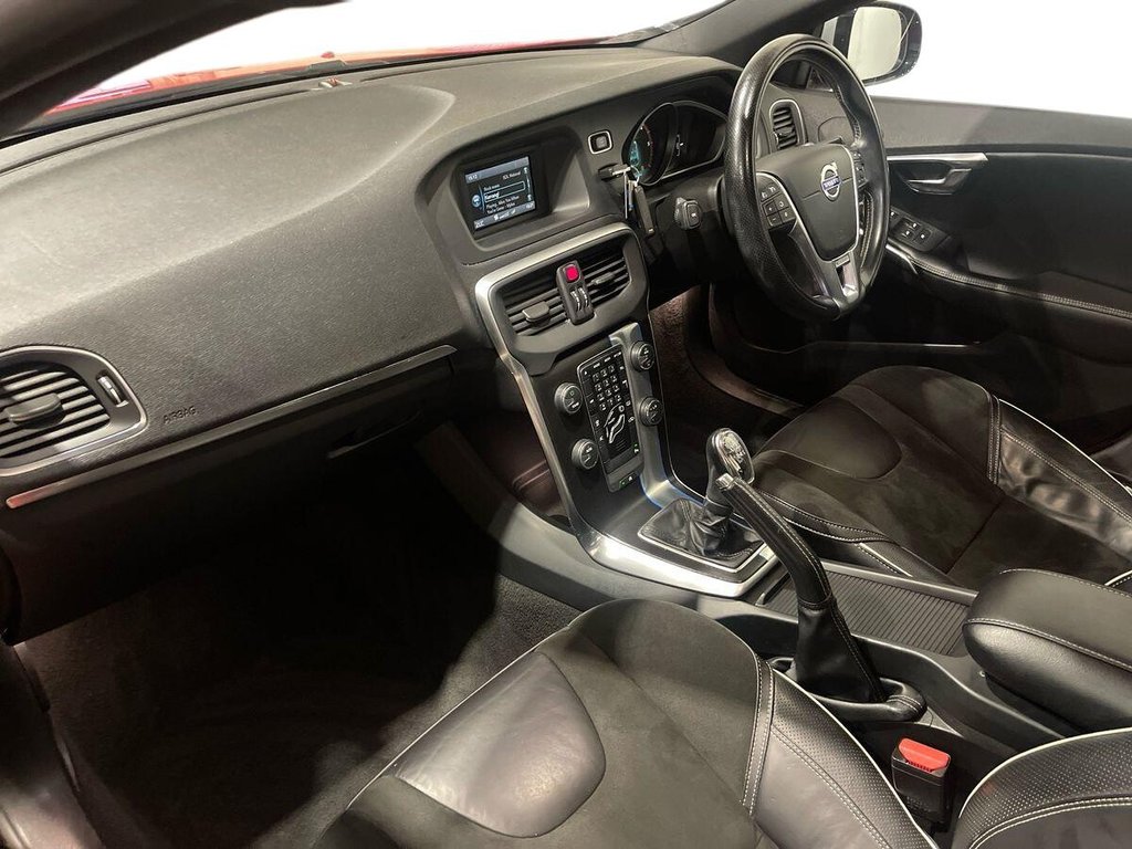 Used Volvo V40 2014 for sale - 76910437: Photo 14