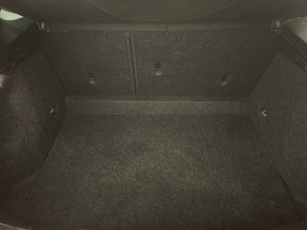 Used Volvo V40 2014 for sale - 76910437: Photo 26