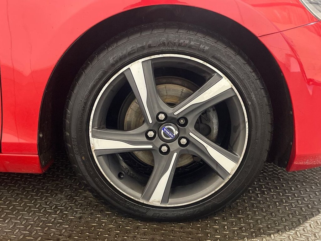 Used Volvo V40 2014 for sale - 76910437: Photo 29