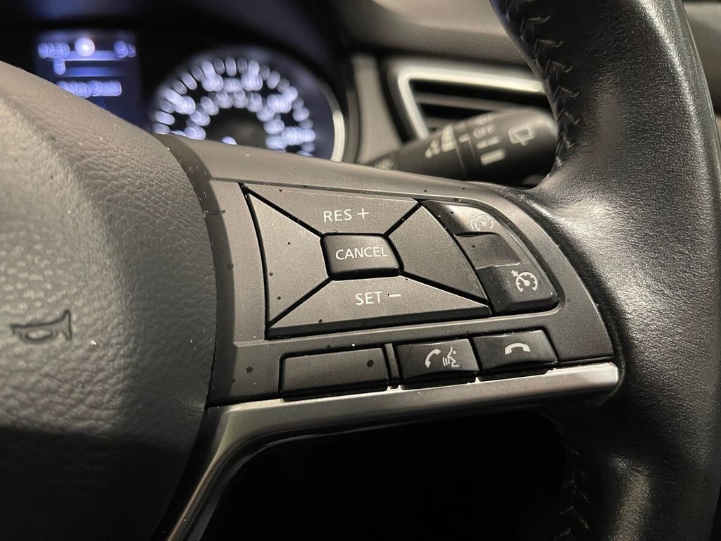 Used Nissan Qashqai 2017 for sale - 76642463: Photo 26