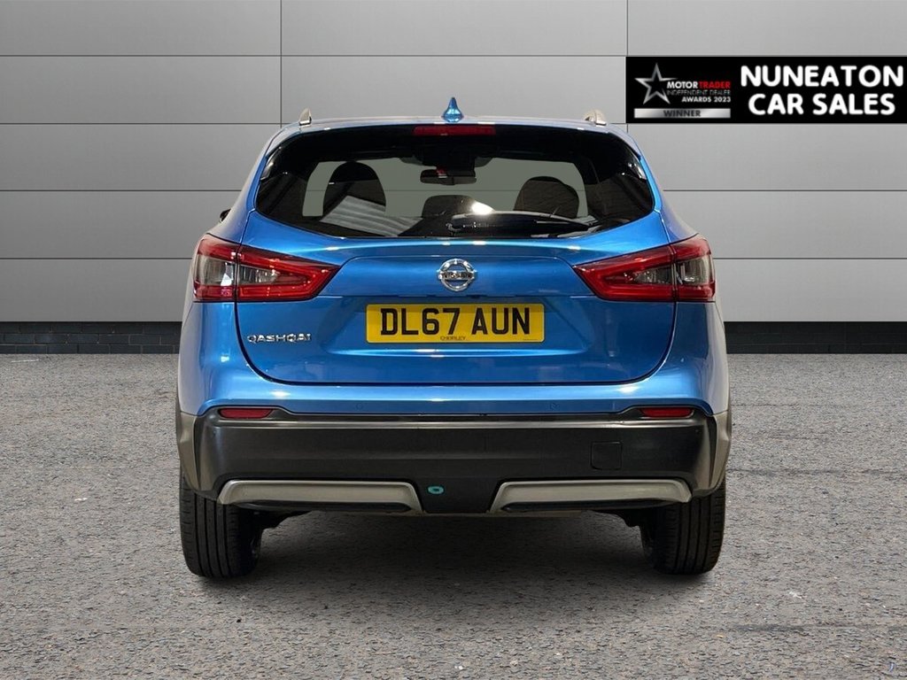 Used Nissan Qashqai 2017 for sale - 76642463: Photo 4