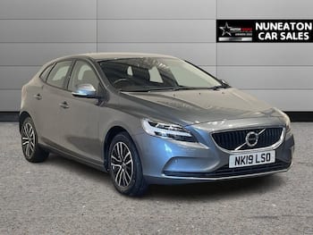Used Volvo V40 2019 for sale - 79843469: Photo