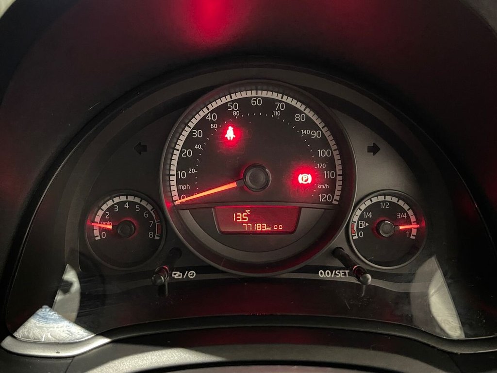 Used Volkswagen up! 2015 for sale - 76546461: Photo 21