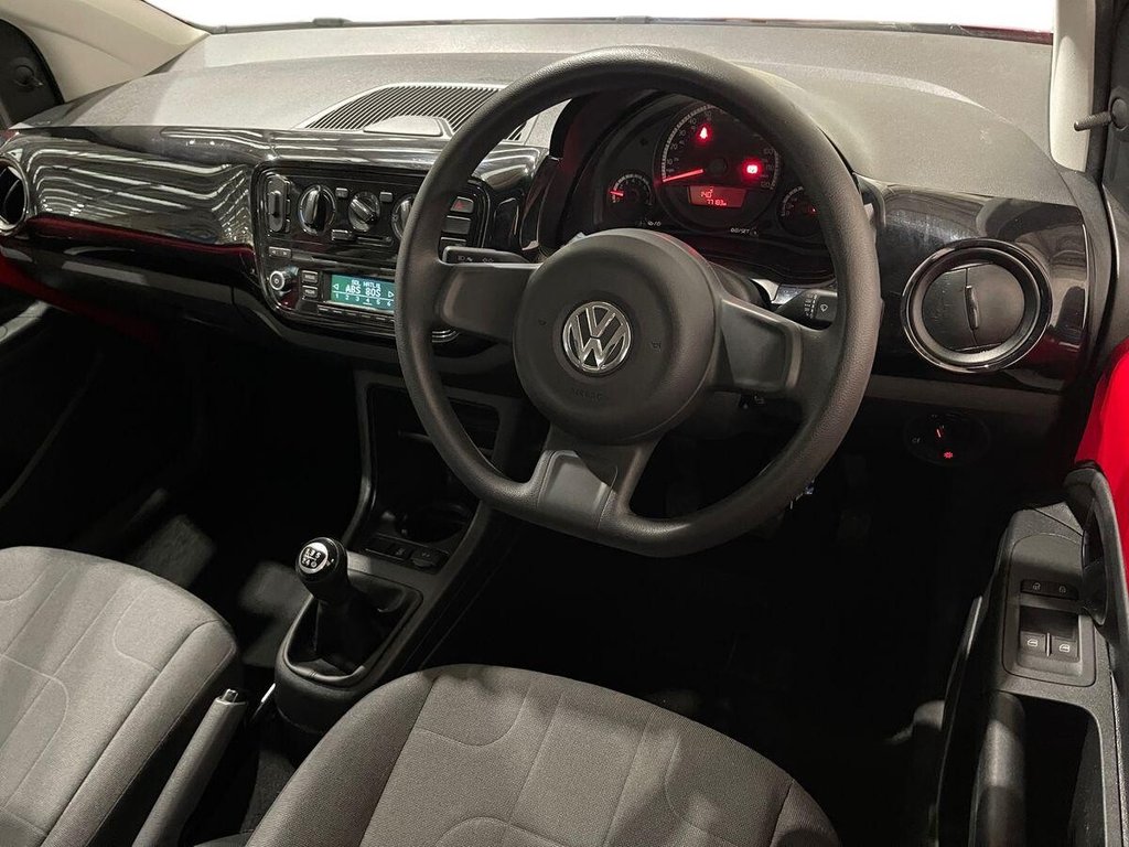Used Volkswagen up! 2015 for sale - 76546461: Photo 9