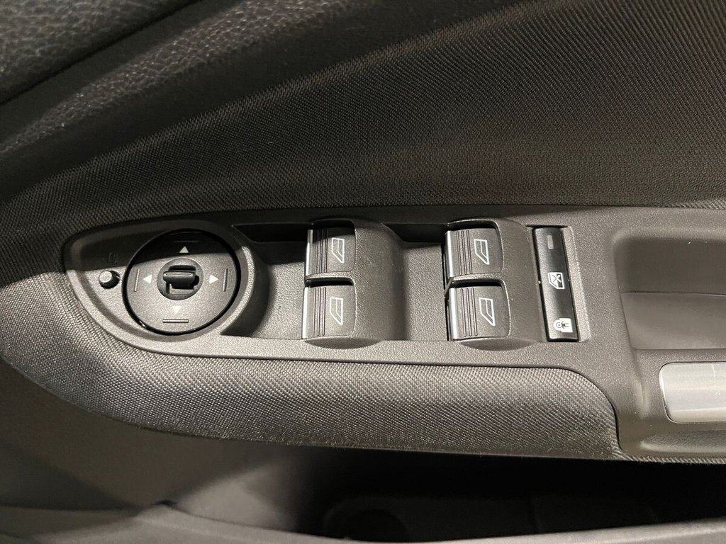 Used Ford Grand C-Max 2016 for sale - 77172247: Photo 18