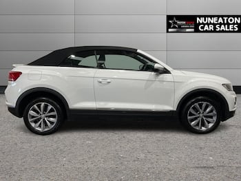 Used Volkswagen T-Roc 2020 for sale - 79666757: Photo