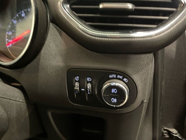 Used Vauxhall Crossland X 2019 for sale - 76245125: Photo 30