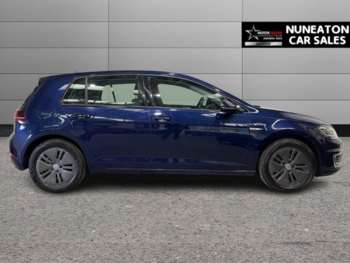 Used Volkswagen Golf 2019 for sale - 74695900: Photo