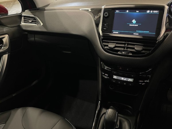 Used Peugeot 2008 2018 for sale - 76323538: Photo 17